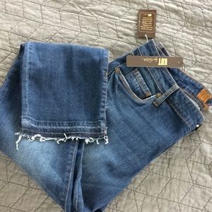 Kut from the kloth distressed denim 10 nwt!